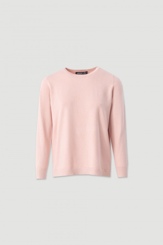 Plain knit sweater with round neckline Plain knit sweater with round neckline