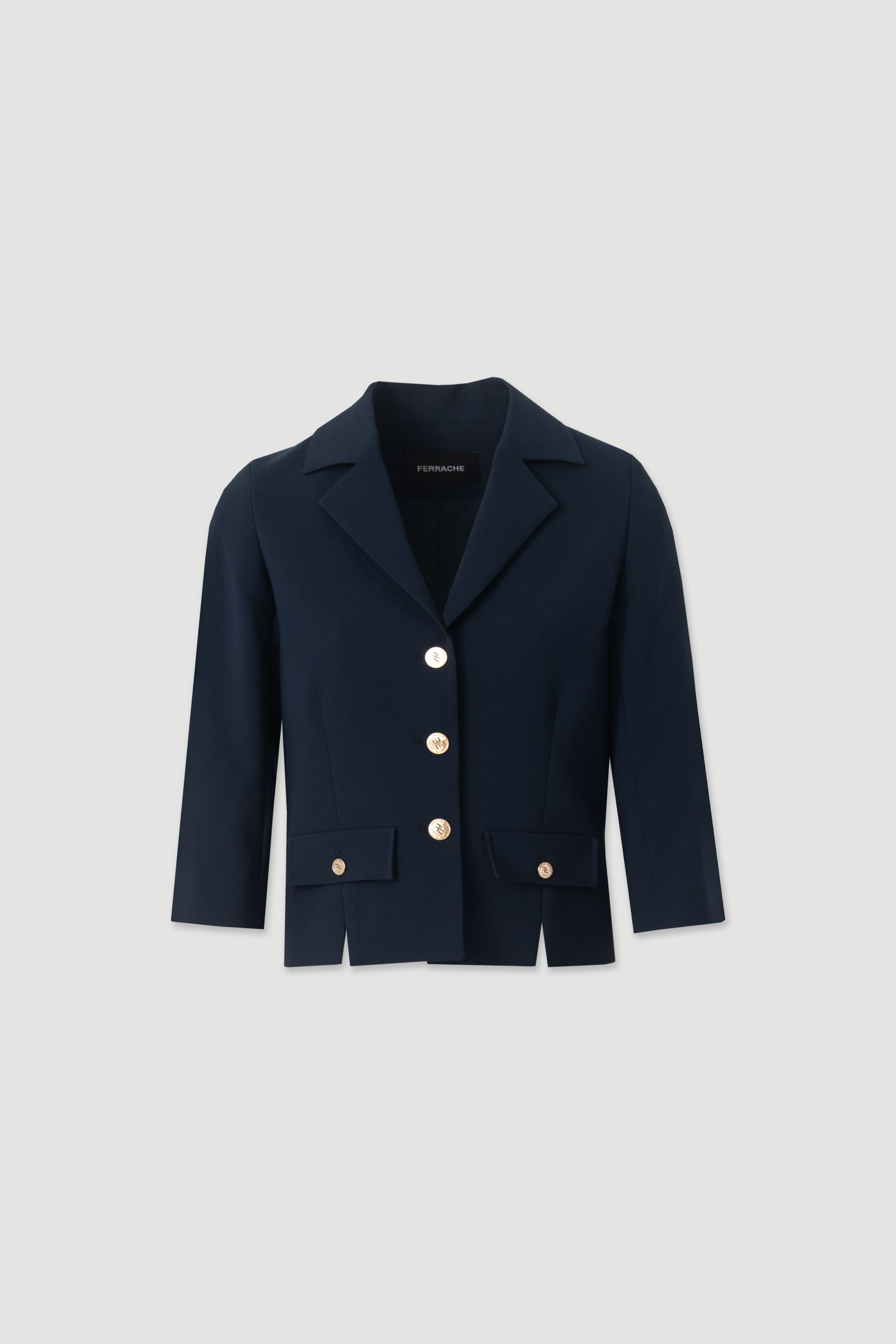 Classic cropped blazer with 3/4 sleeves