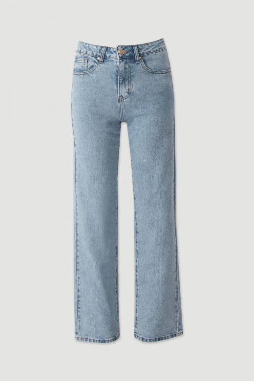 Mid-rise straight jeans Mid-rise straight jeans