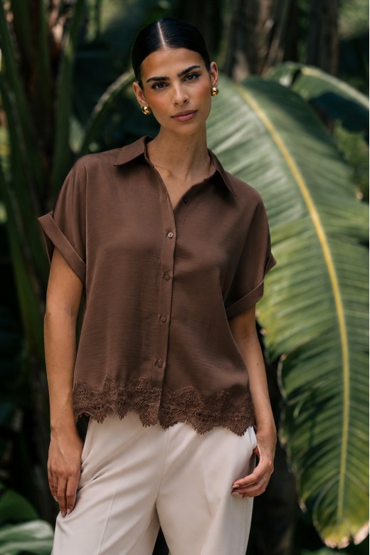 Blouse with lace trim Blouse with lace trim