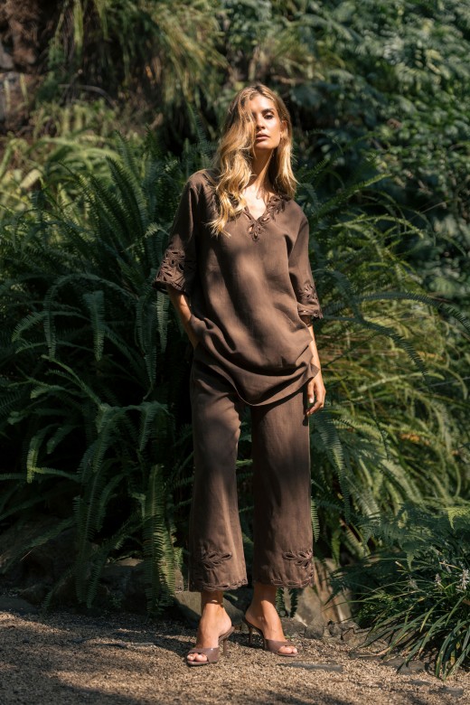 Linen-blend culotte trousers with cut-out details Linen-blend culotte trousers with cut-out details