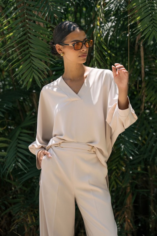 Asymmetrical fluid tunic Asymmetrical fluid tunic