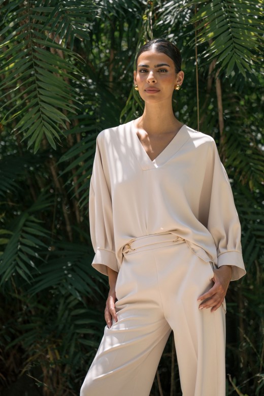 Asymmetrical fluid tunic Asymmetrical fluid tunic