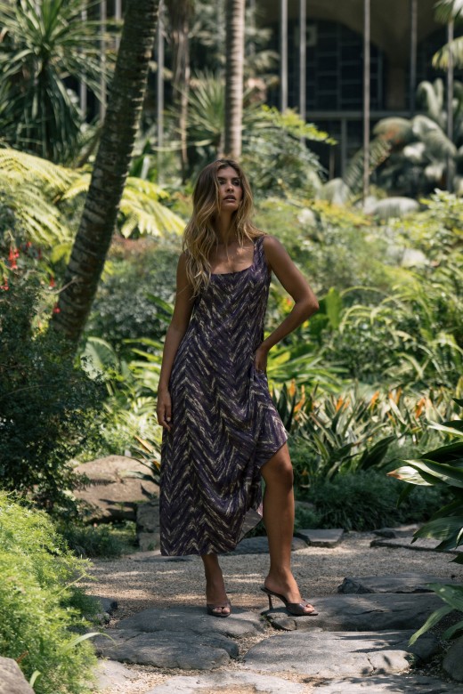 Printed fitted midi dress