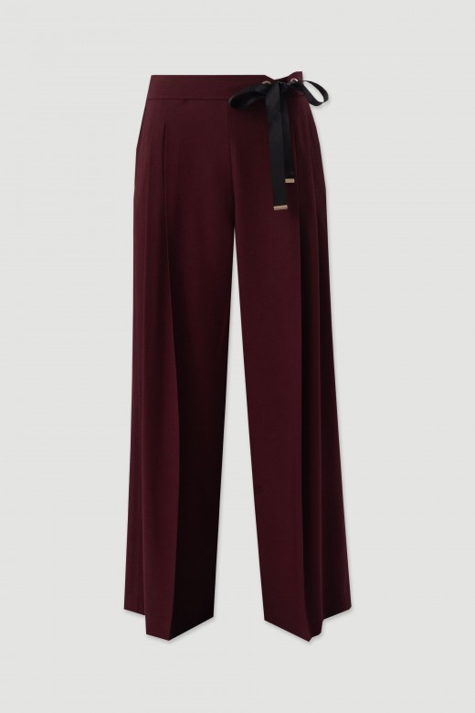 Flowy wide-leg trousers with contrasting ribbon Flowy wide-leg trousers with contrasting ribbon
