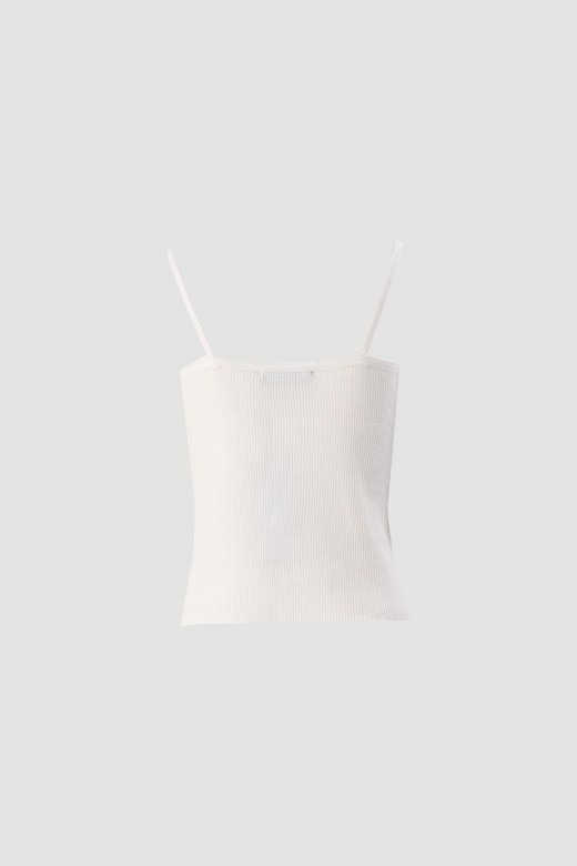 Knit top with lace neckline Knit top with lace neckline