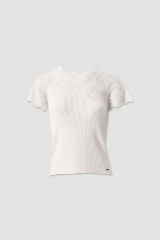 Ribbed knit top with lace details Ribbed knit top with lace details