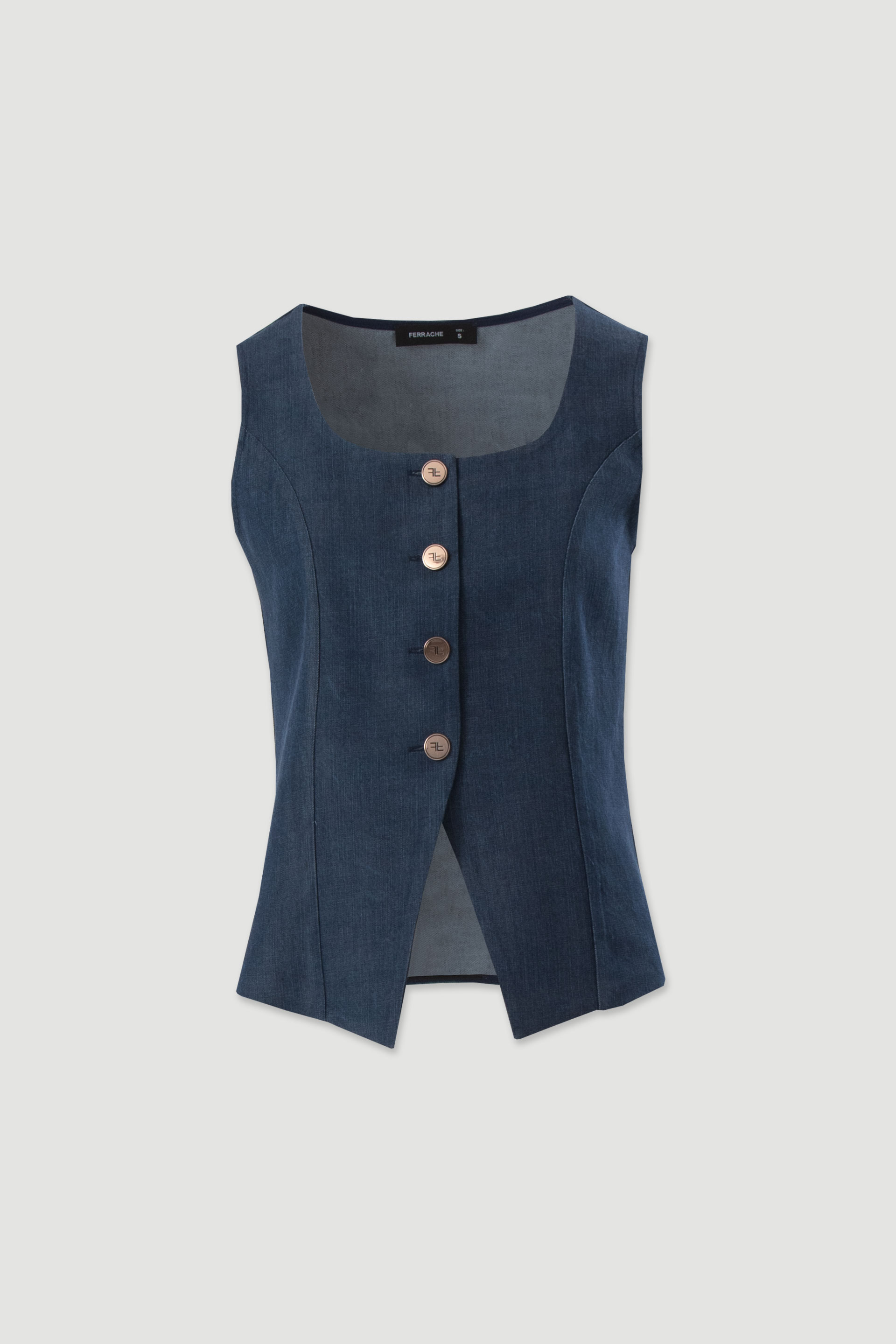 Structured vest with metallic buttons