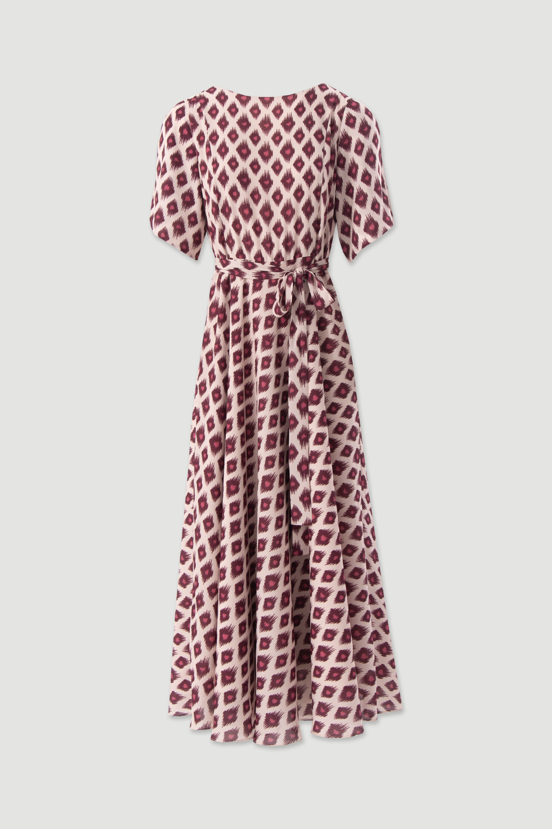 Flowy printed dress with belt