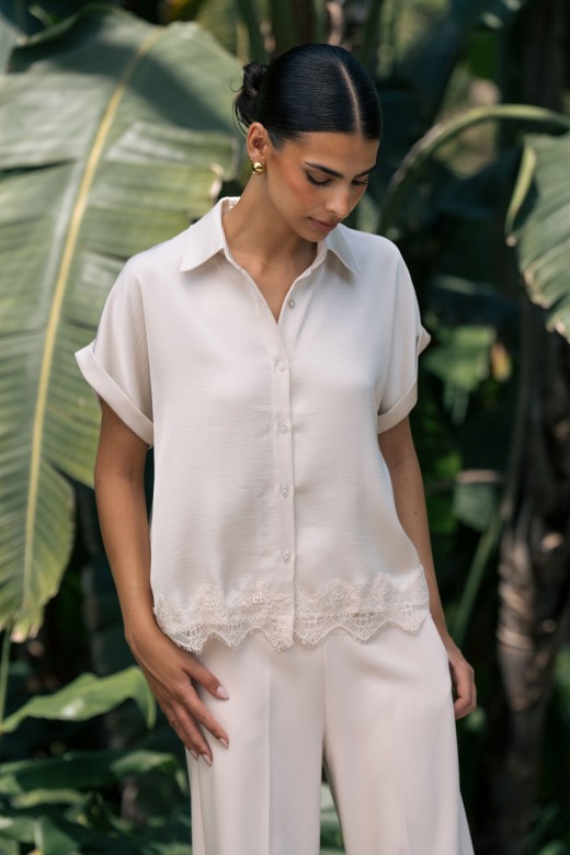 Blouse with lace trim Blouse with lace trim
