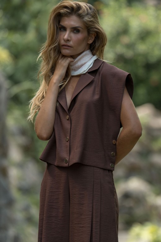 Short tailored vest Short tailored vest