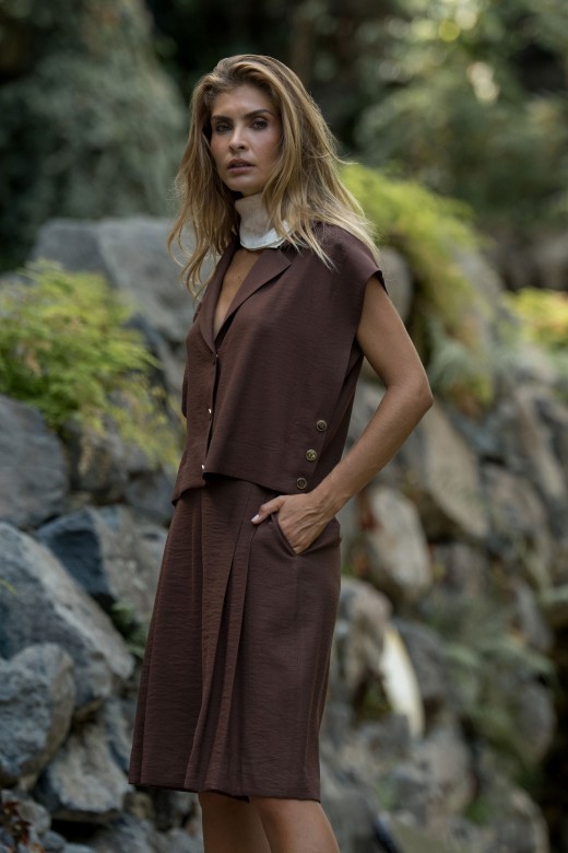 Short tailored vest Short tailored vest