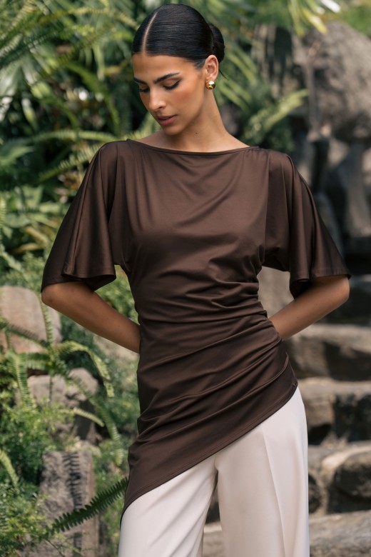 Asymmetric tunic with side ruching