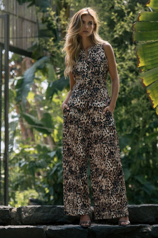 Peplum vest with animal print Peplum vest with animal print