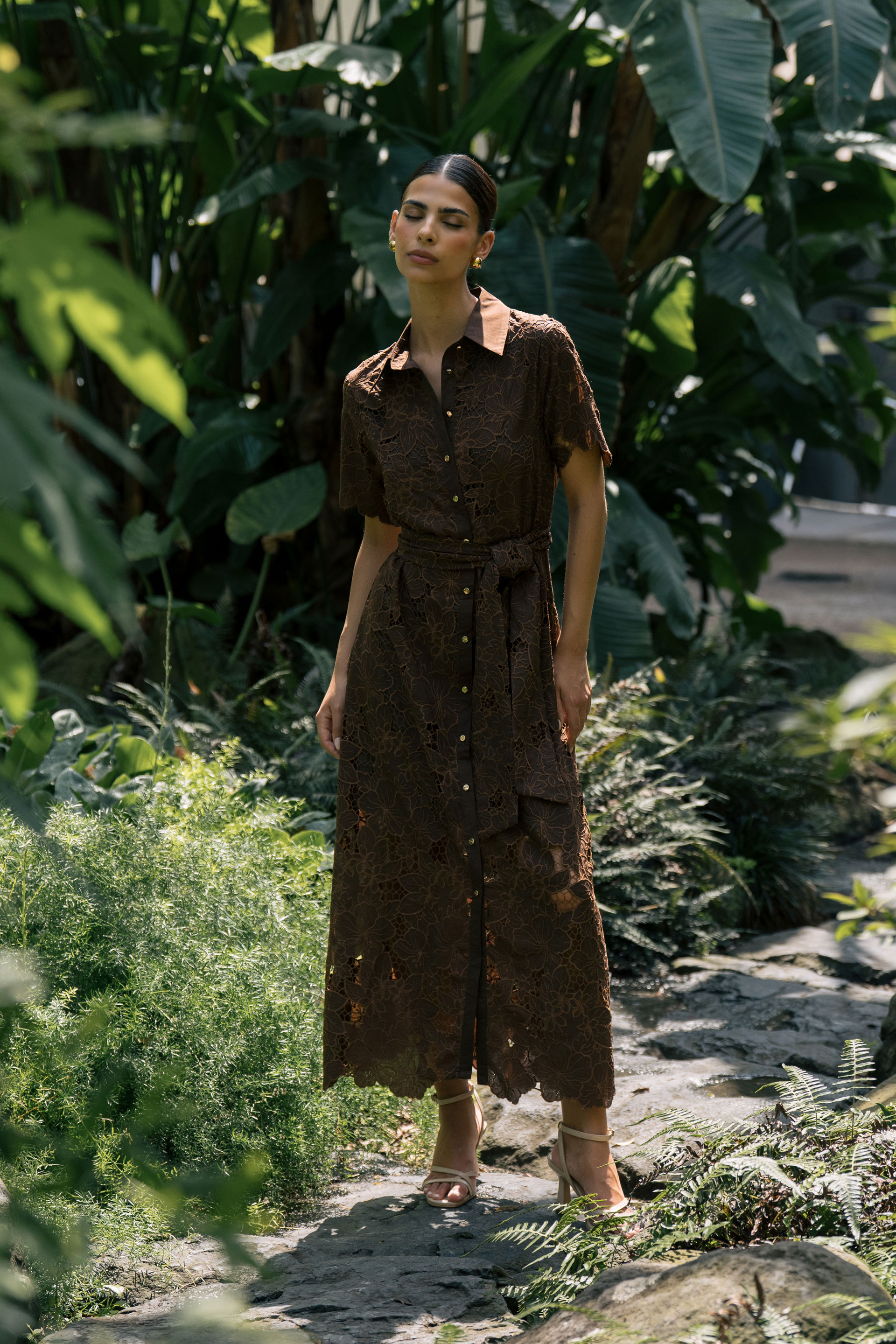 Lace midi dress with belt