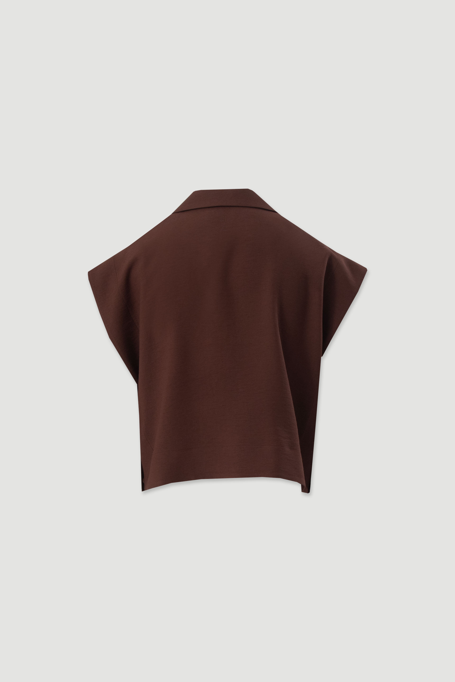 Short tailored vest