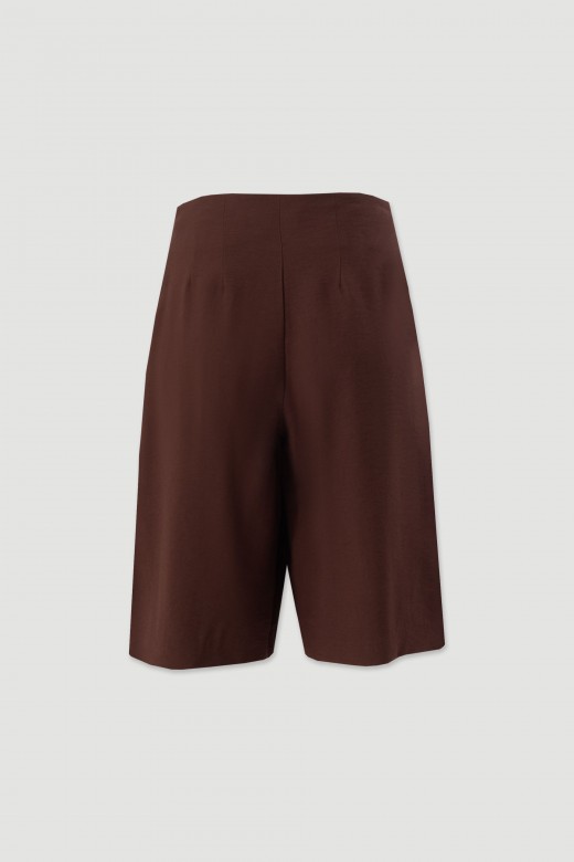 Pleated bermuda shorts Pleated bermuda shorts