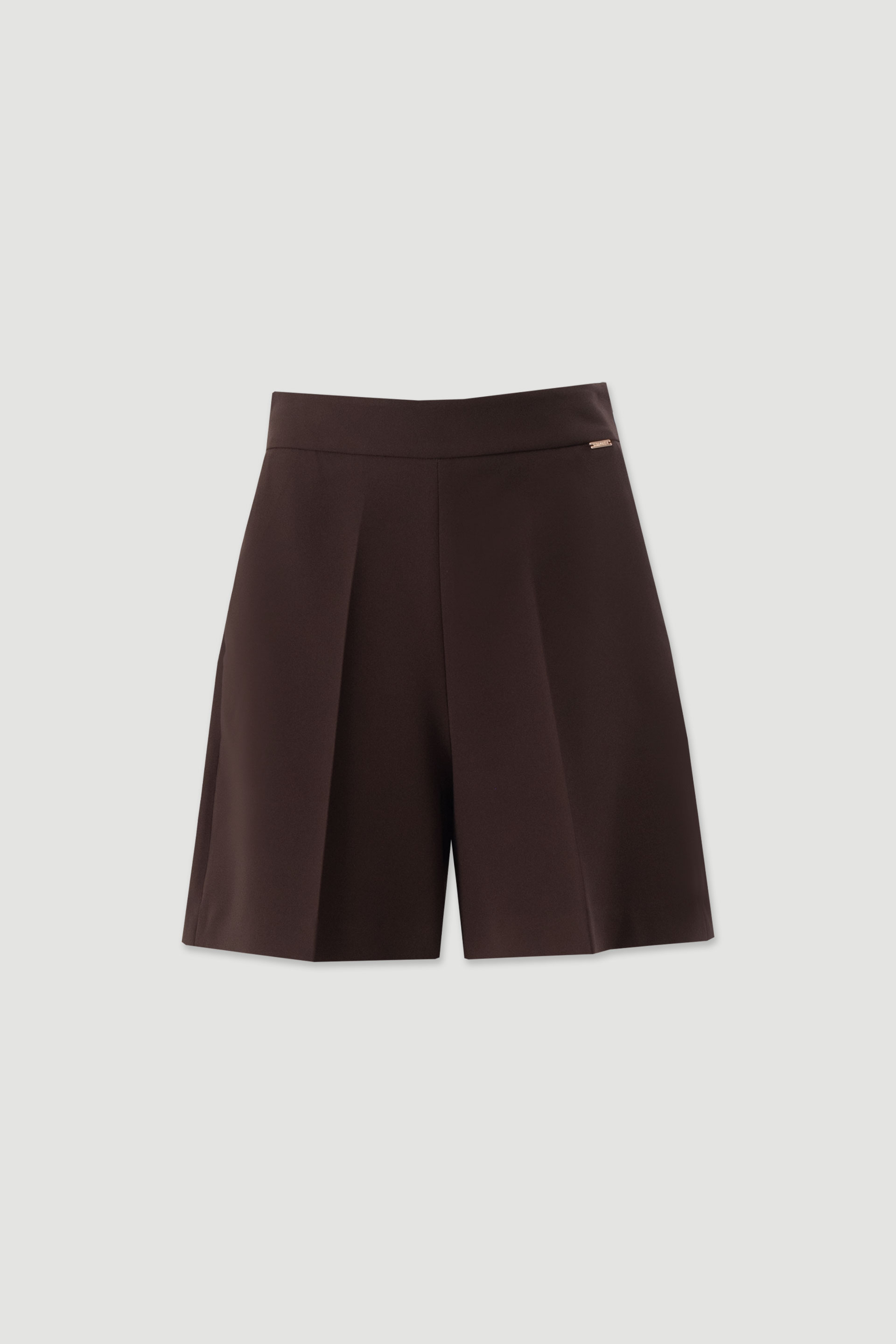 Short tailored shorts