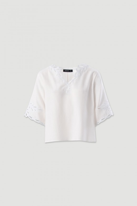 Linen-blend tunic with cut-out details Linen-blend tunic with cut-out details