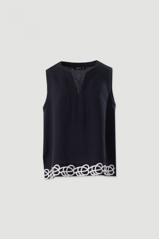 Linen-blend tunic with embroidered detail Linen-blend tunic with embroidered detail