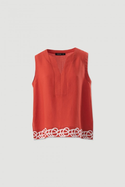 Linen-blend tunic with embroidered detail Linen-blend tunic with embroidered detail