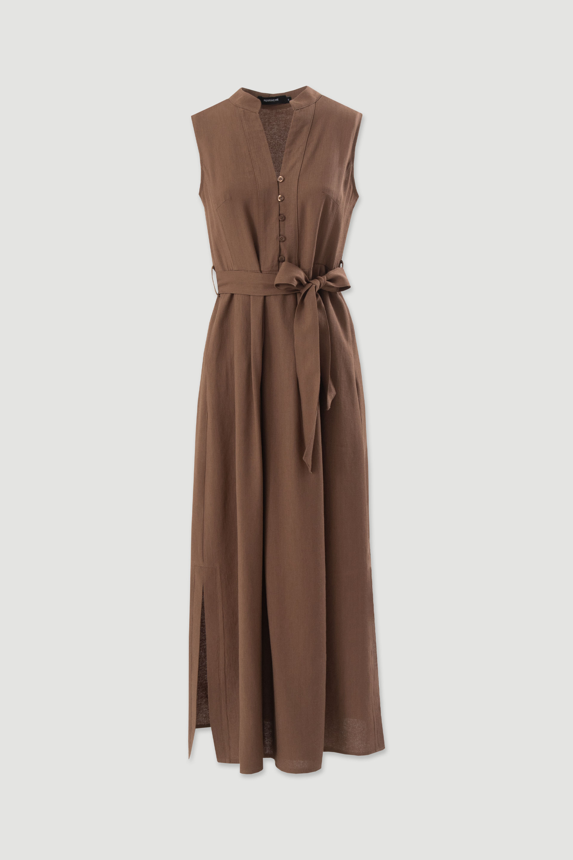 Maxi dress with fabric belt