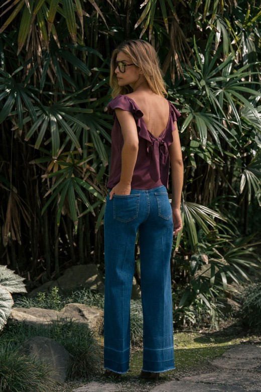 Wide leg jeans with hem detail Wide leg jeans with hem detail