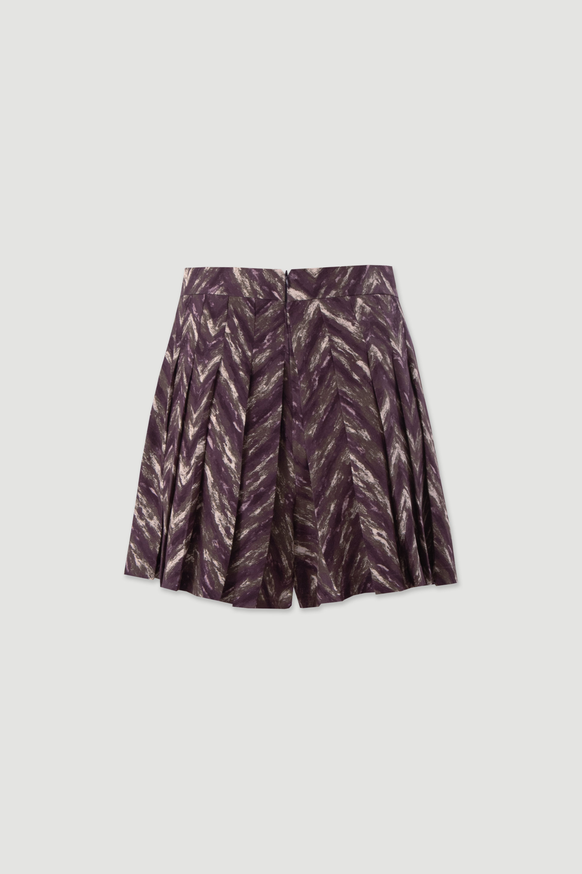 Printed pleated shorts