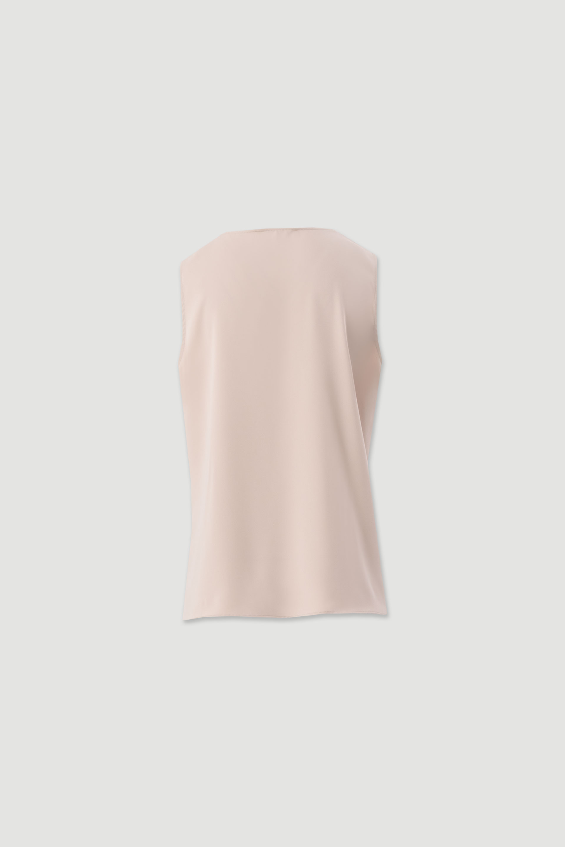 Blusa fluida com folhos no decote