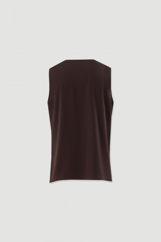 Fluid blouse with ruffled neckline Fluid blouse with ruffled neckline