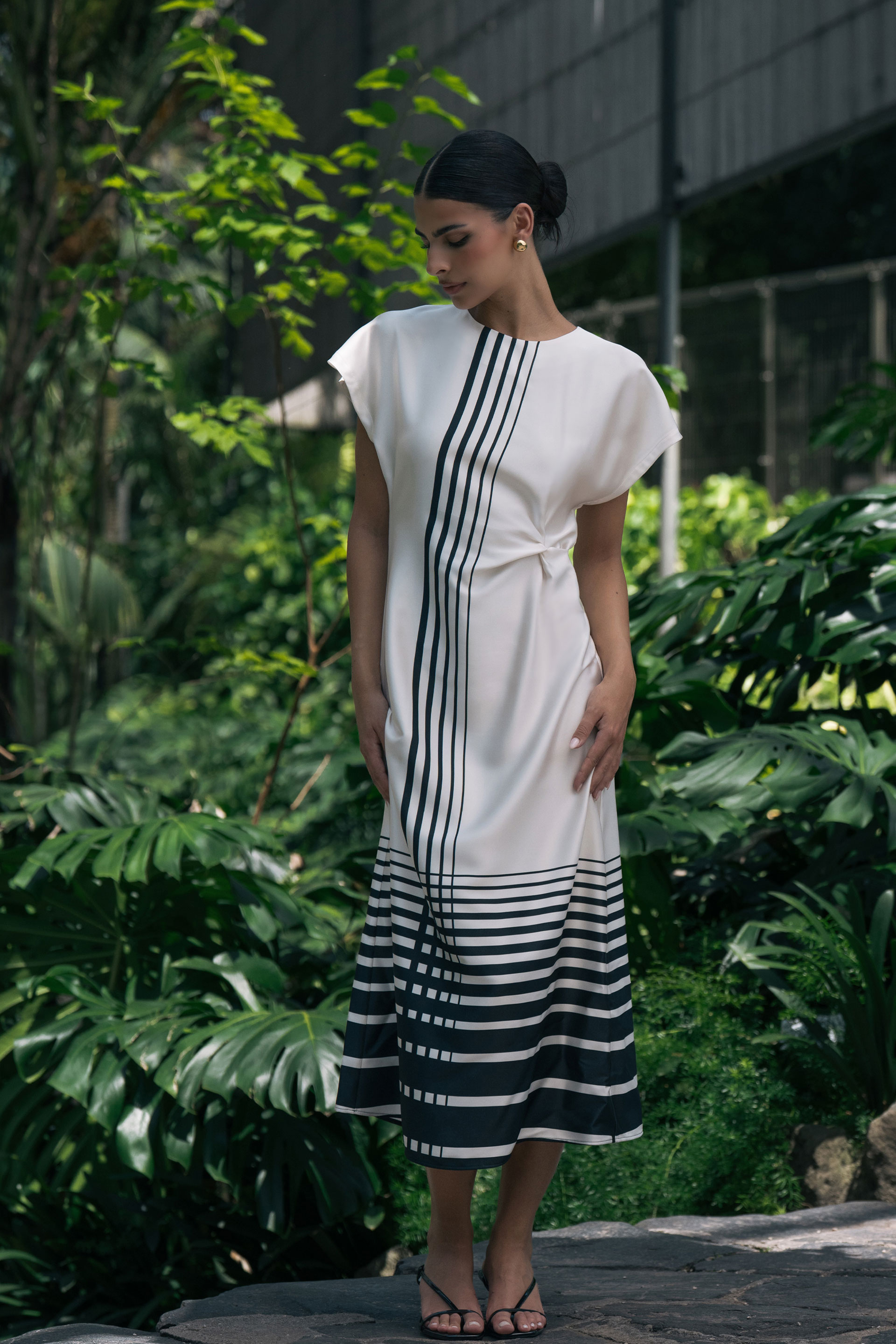 Satin dress with geometric print