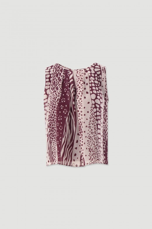 Printed top with double-layer front Printed top with double-layer front