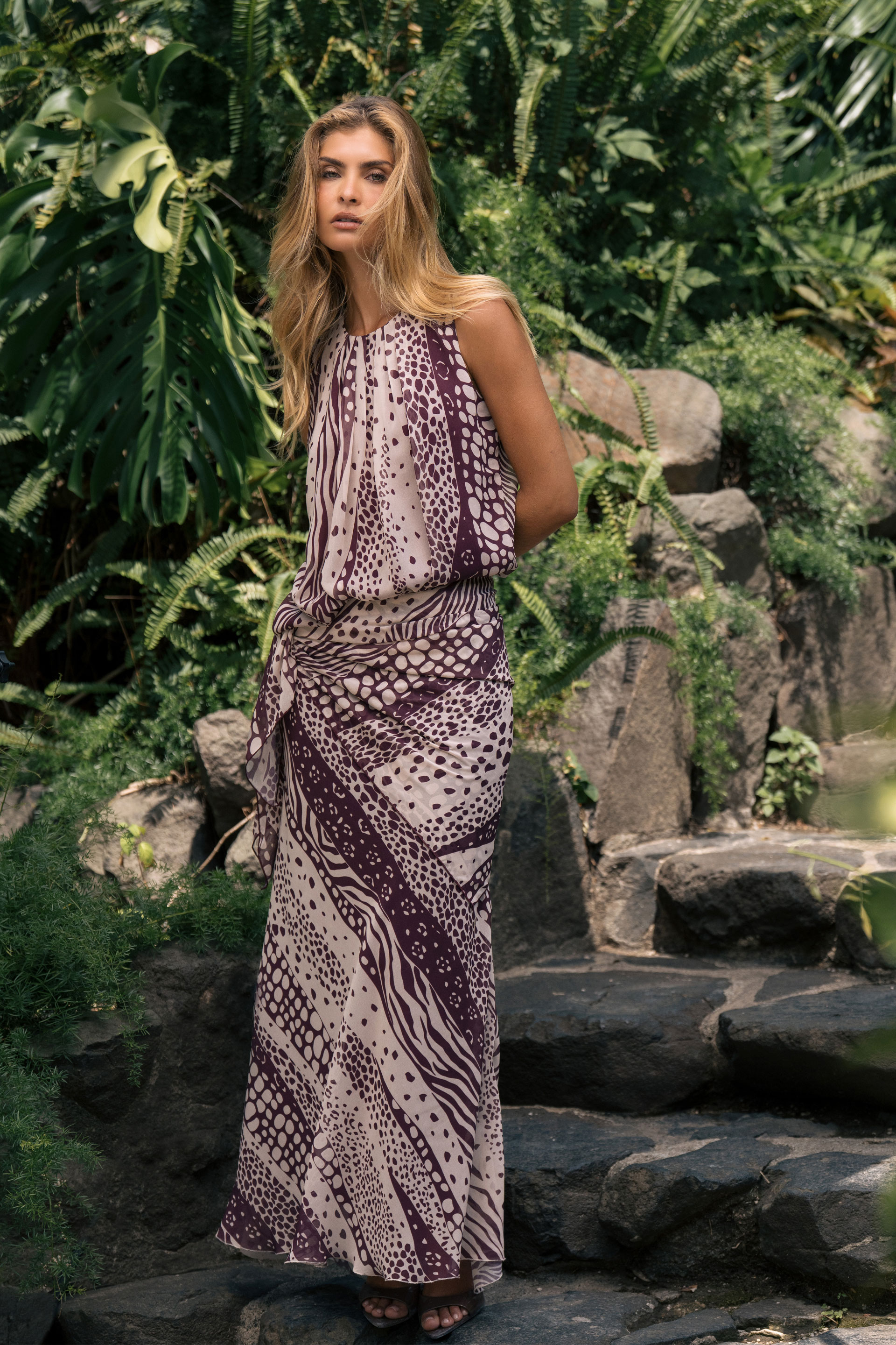 Printed top with double-layer front