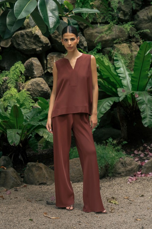 Wide-leg trousers in fluid fabric Wide-leg trousers in fluid fabric