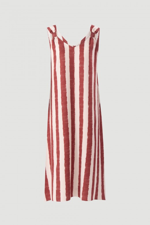 Printed midi dress with gold detail straps Printed midi dress with gold detail straps