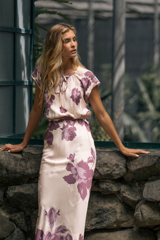 Long printed dress with belt Long printed dress with belt