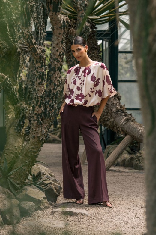 Cropped printed blouse with balloon effect Cropped printed blouse with balloon effect