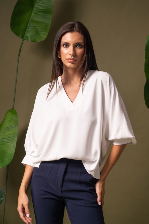 Asymmetrical fluid tunic Asymmetrical fluid tunic