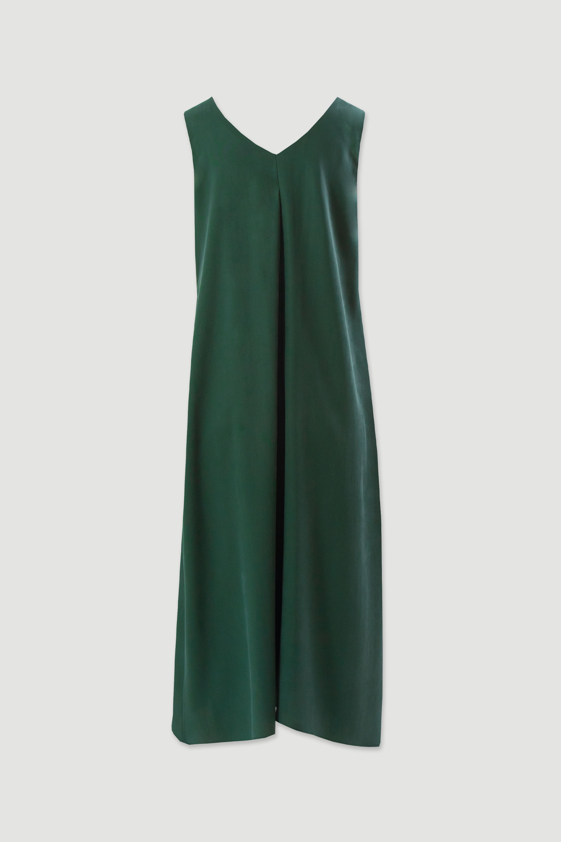 Flowy v-neck dress