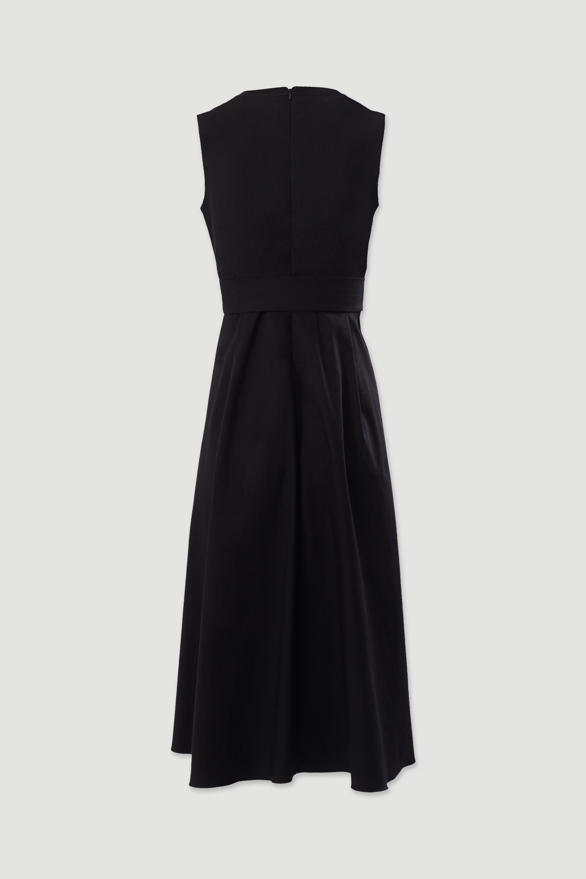 Fitted midi dress with buckle belt