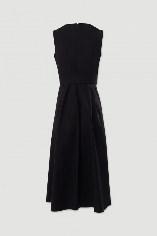 Fitted midi dress with buckle belt Fitted midi dress with buckle belt