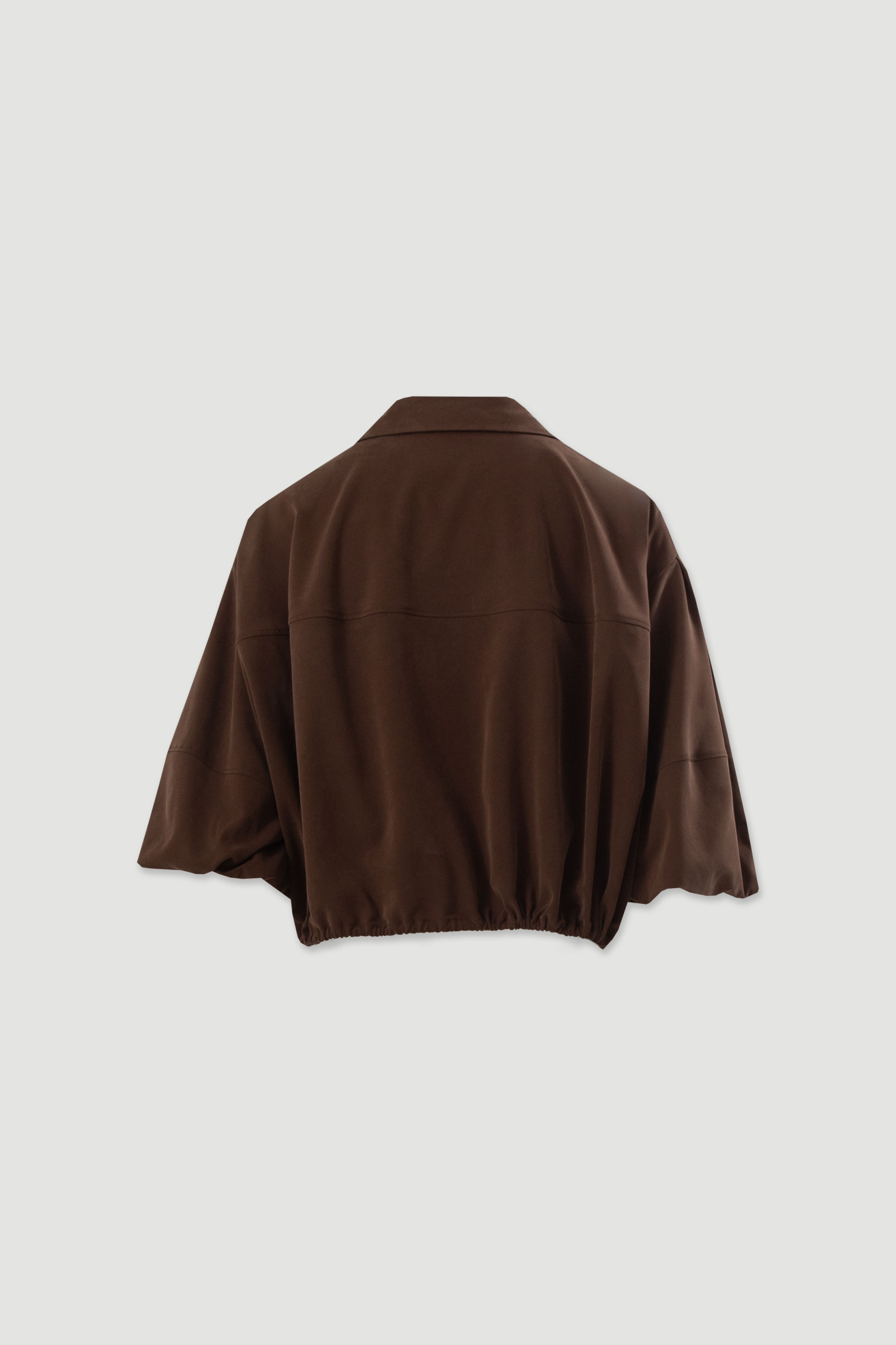 Fluid jacket with 3/4 sleeves and adjustable waist