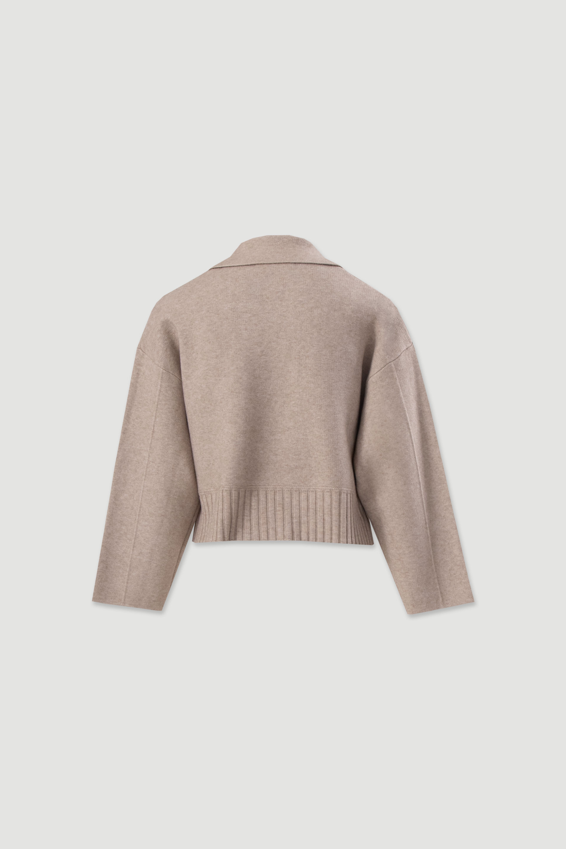 Cropped knit jacket with double-breasted fastening