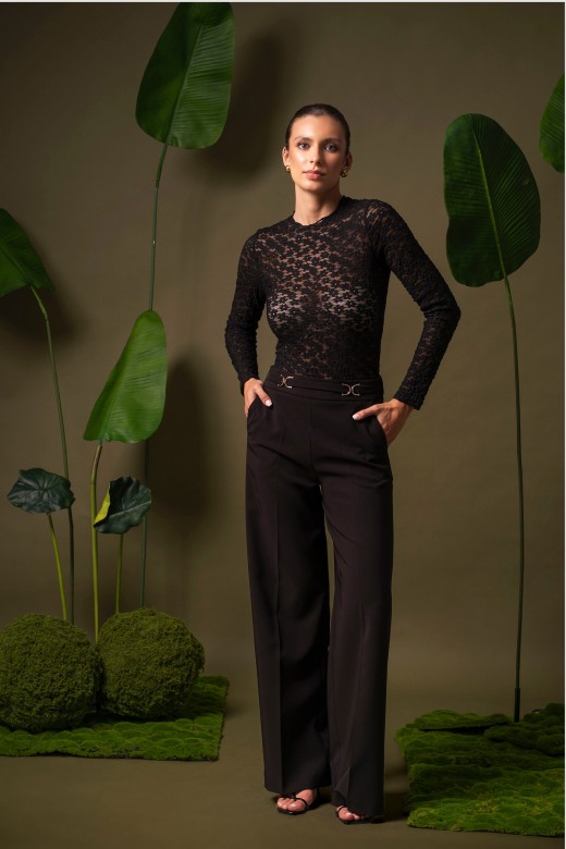 Wide leg trousers with metallic details Wide leg trousers with metallic details