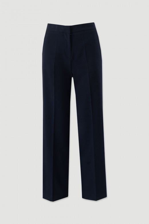 Straight trousers with customised elastic belt Straight trousers with customised elastic belt