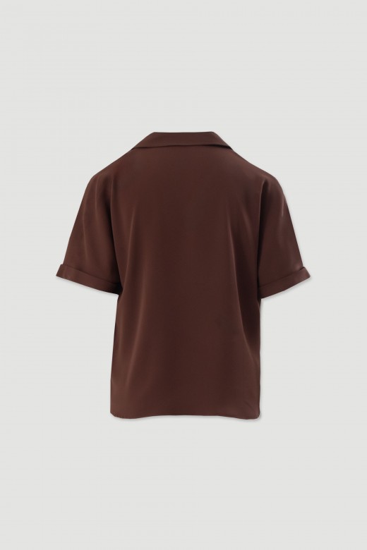 Blusa fluida com decote em v Blusa fluida com decote em v