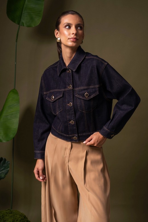 Cropped denim jacket with personalised buttons Cropped denim jacket with personalised buttons