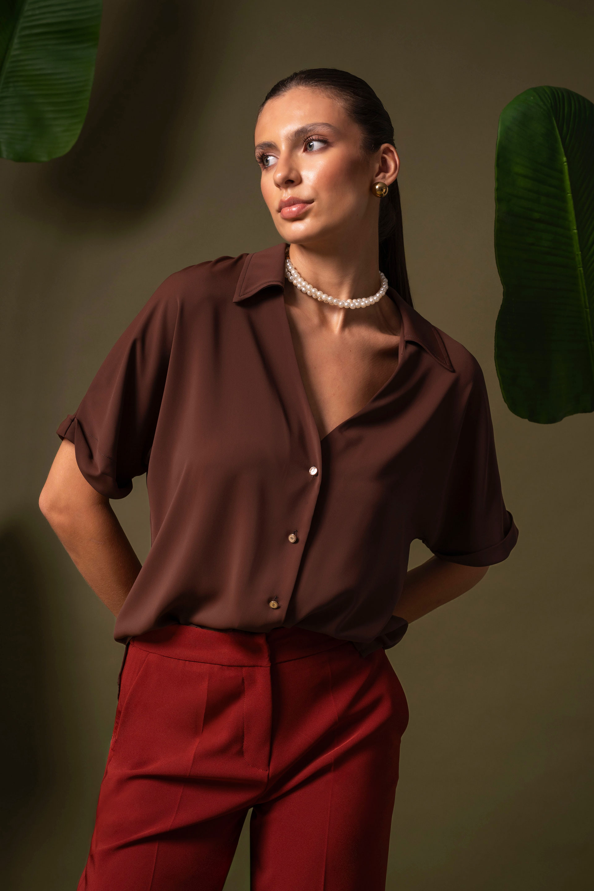 Blusa fluida com decote em v