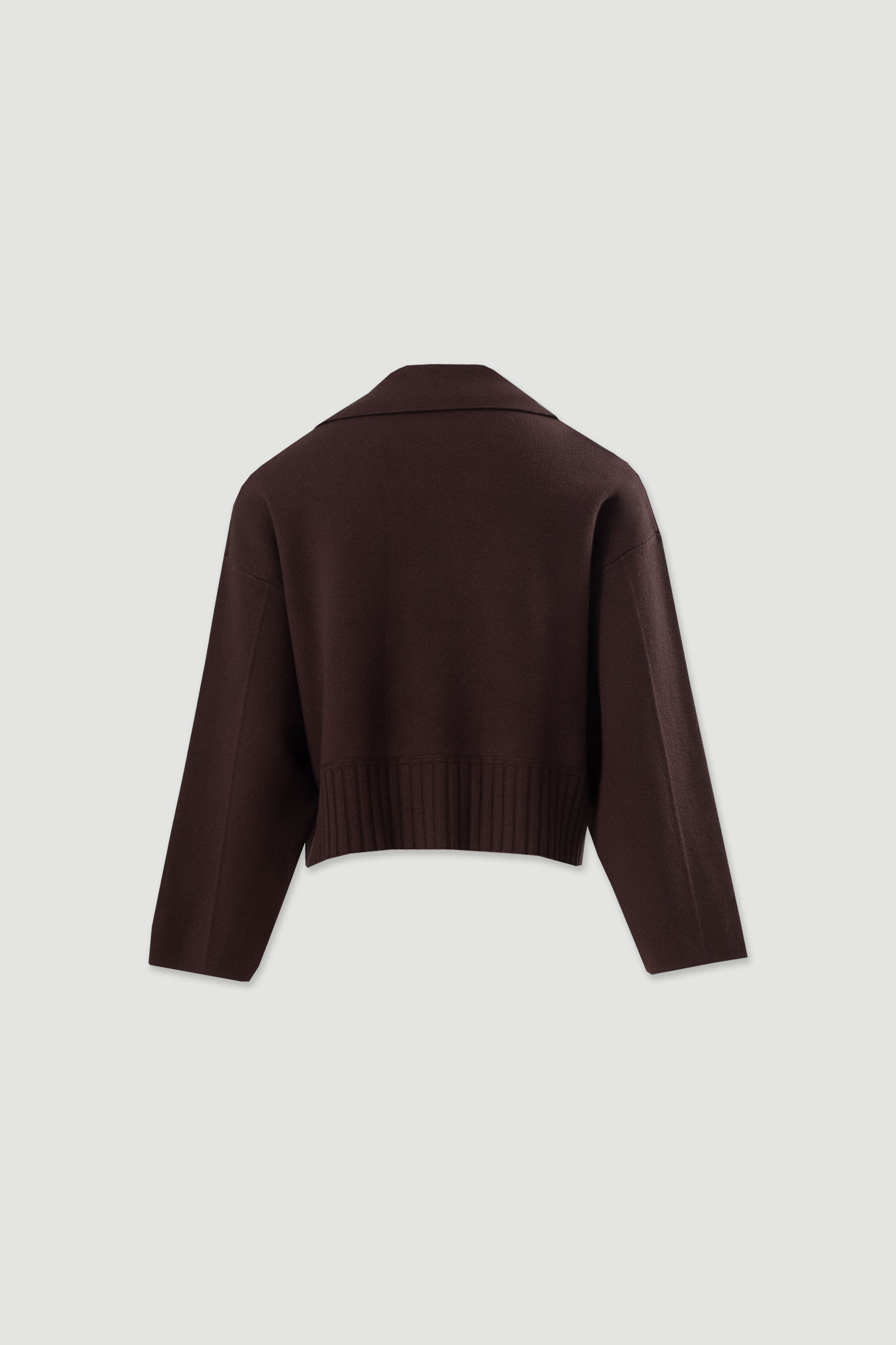 Cropped knit jacket with double-breasted fastening
