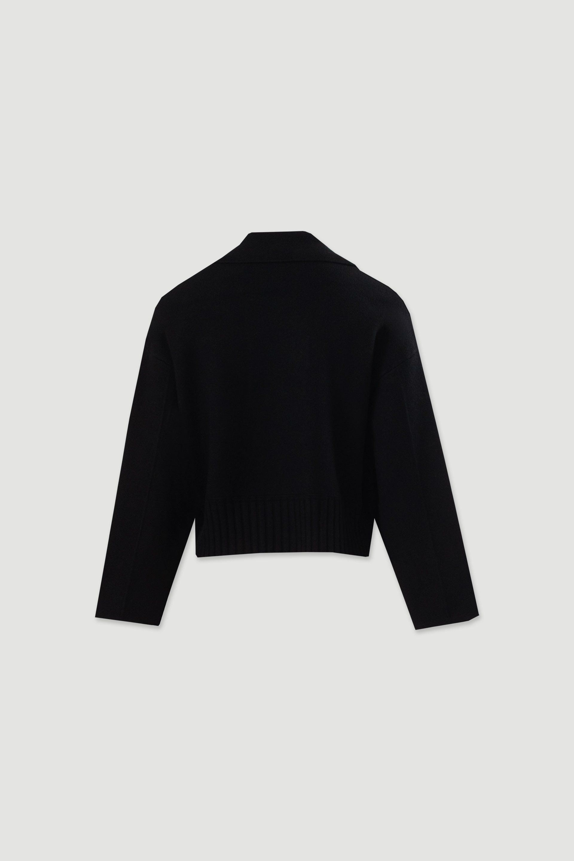 Cropped knit jacket with double-breasted fastening